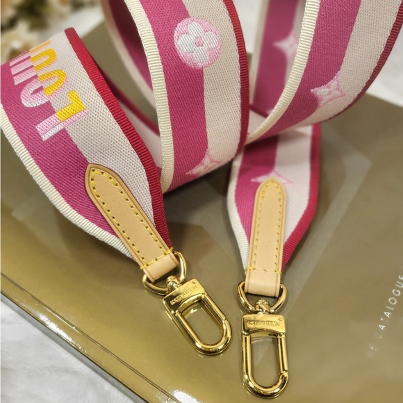 Authentic Louis Vuitton speedy 20 bandouliere STRAP ONLY Pink fuscia - Picture 5 of 13